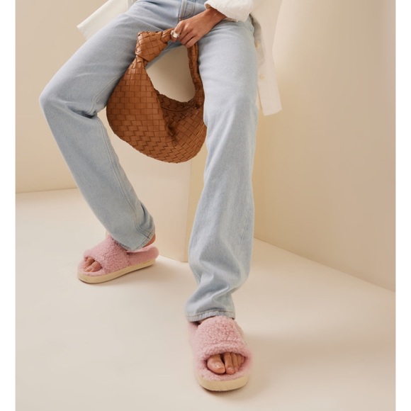 NiB Golden Goose Poolstar in PINK shearling, 39 - Picture 3 of 6